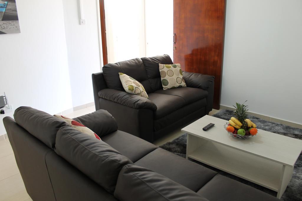 Tiffany City Apartments ลาร์นาคา ห้อง รูปภาพ